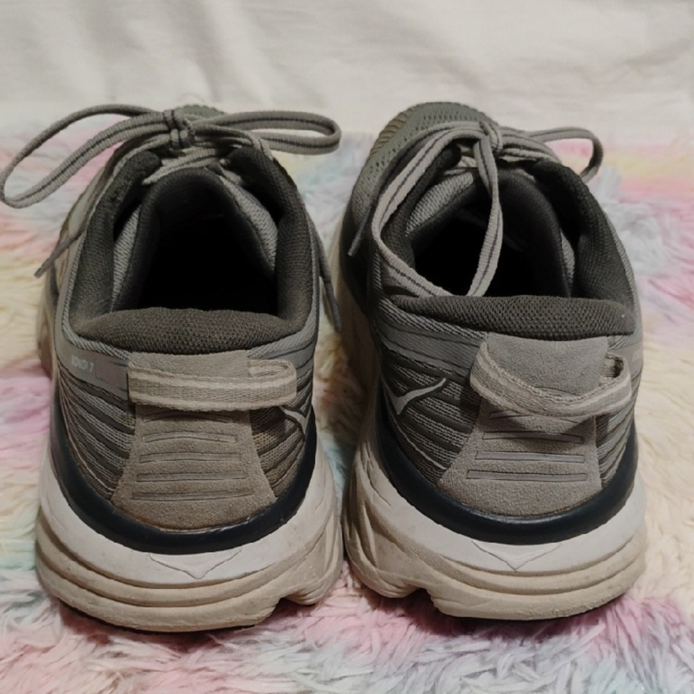 Hoka One One Bomdi 7 Gray Athletic Shoes with Maximalist Cushioning #51 - Picture 6 of 14